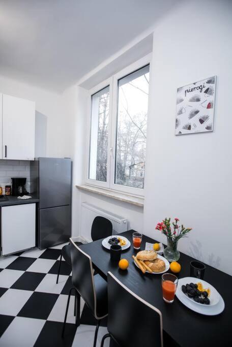 Cozy, Fully Equipped Apartment In Mokotow District Warsawa Bagian luar foto